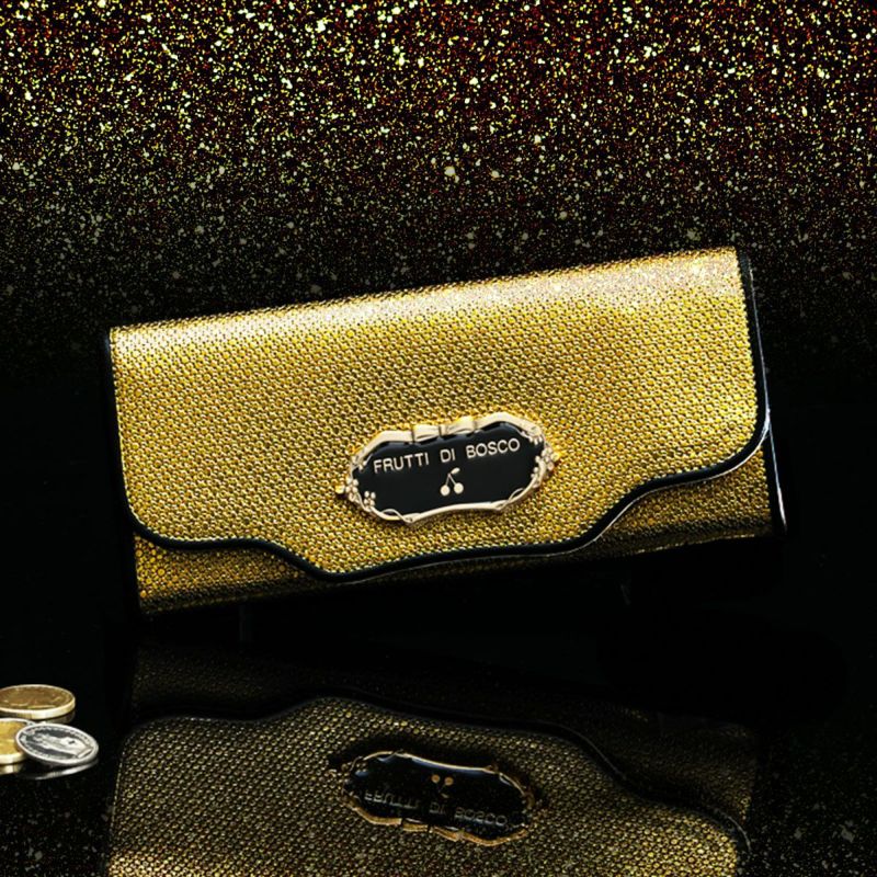 2023年のラッキーカラー「(金)」色の幸運財布は、フルッティ ディ ボスコのセーラ ベルス